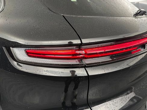Certified 2025 Porsche Cayenne S AWD/4WD image 12