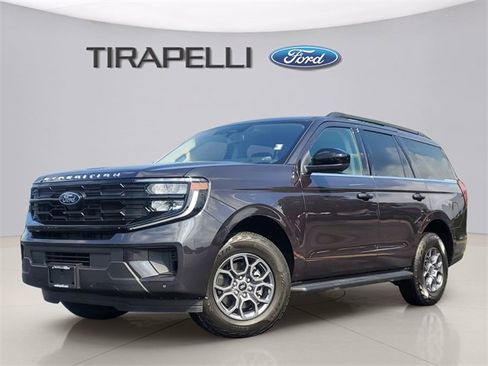 New 2025 Ford Expedition Active image 1
