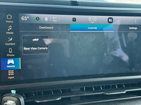 Certified 2025 Jeep Gladiator Mojave AWD/4WD image 31