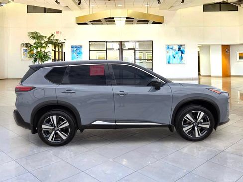 Certified 2021 Nissan Rogue SL FWD image 4