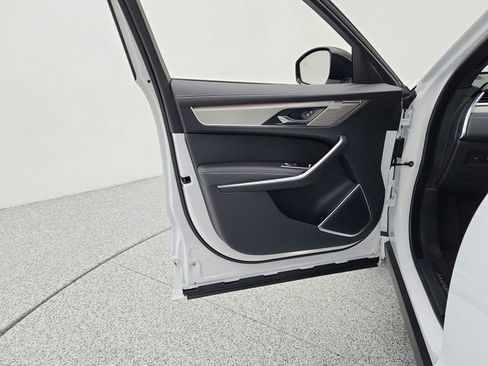 New 2026 Jaguar F-PACE R-Dynamic S image 27