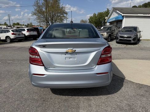 Used 2017 Chevrolet Sonic LT w/ Convenience Package image 5