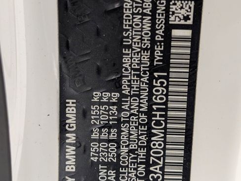 Used 2021 BMW M4 Competition w/ M Carbon Exterior Package image 21