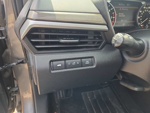 Used 2023 Nissan Altima 2.5 SV FWD image 18