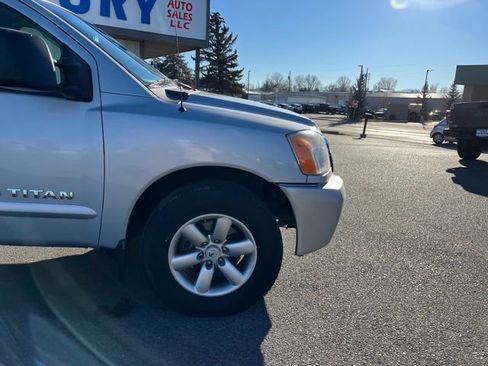 Used 2015 Nissan Titan S AWD/4WD image 16