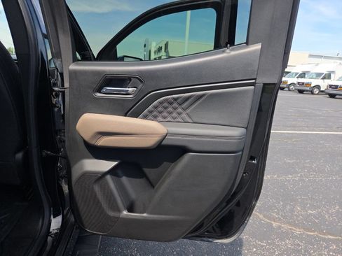 Used 2025 GMC Canyon Denali w/ LPO, Denali Black Edition AWD/4WD image 25
