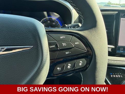New 2026 Chrysler Pacifica Select w/ S Appearance Package AWD/4WD image 27