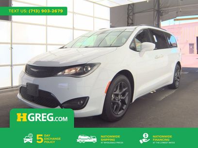 Used 2020 Chrysler Pacifica Touring-L Plus
