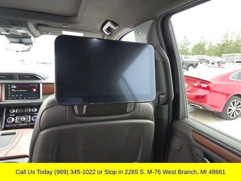 Used 2024 GMC Yukon XL Denali Ultimate w/ LPO, Floor Liner Package AWD/4WD image 21