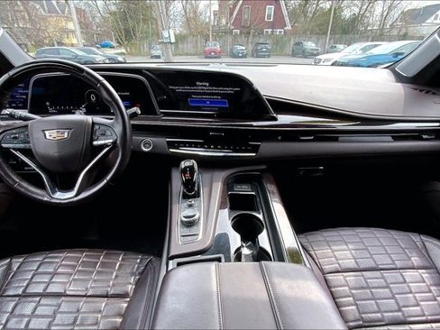 Used 2023 Cadillac Escalade Sport Platinum w/ LPO, ONYX Package image 15