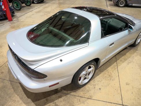 Used 1996 Pontiac Firebird Formula image 17