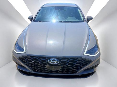 Used 2020 Hyundai Sonata SEL w/ Convenience Package FWD image 3