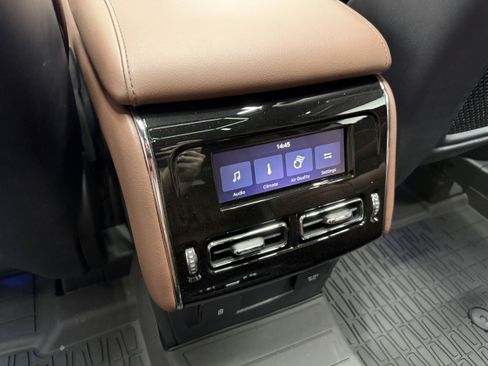 Used 2026 Lincoln Aviator Reserve w/ Jet Appearance Package AWD/4WD image 24