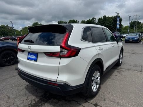 Used 2025 Honda CR-V LX image 2