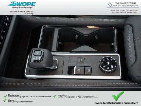 Used 2025 Nissan Pathfinder Platinum w/ Cargo Package AWD/4WD image 26