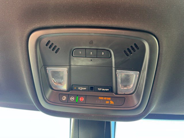 Used 2023 Chevrolet Traverse LT FWD image 32
