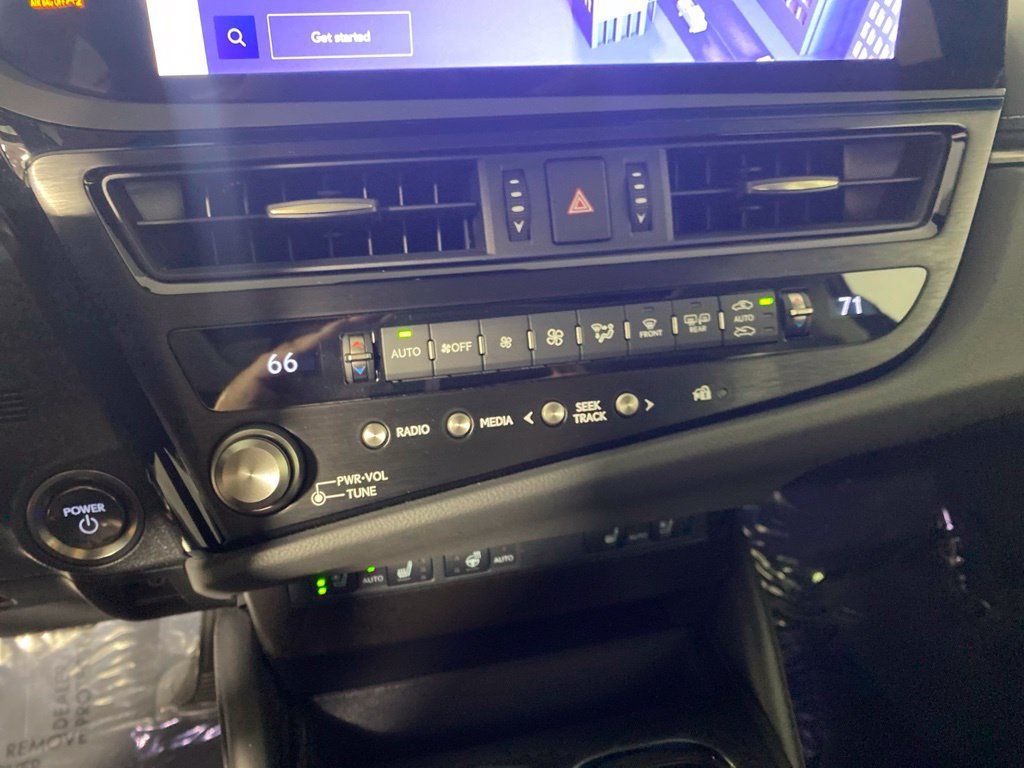 Certified 2024 Lexus ES 300h w/ Premium Package FWD image 21