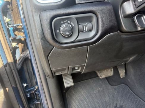 Used 2022 RAM 2500 Laramie image 30