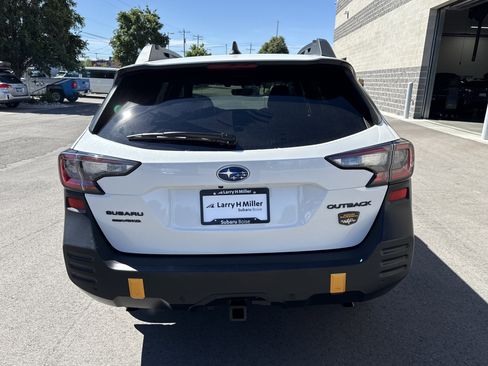 Used 2022 Subaru Outback Wilderness AWD/4WD image 5