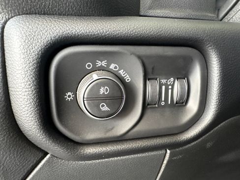 New 2027 RAM 2500 Laramie w/ Night Edition AWD/4WD image 12