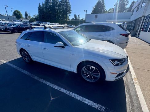 Used 2019 Audi A4 2.0T allroad Premium Plus w/ Premium Plus Package AWD/4WD image 1