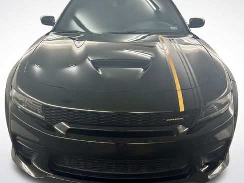 Used 2022 Dodge Charger Scat Pack RWD image 3