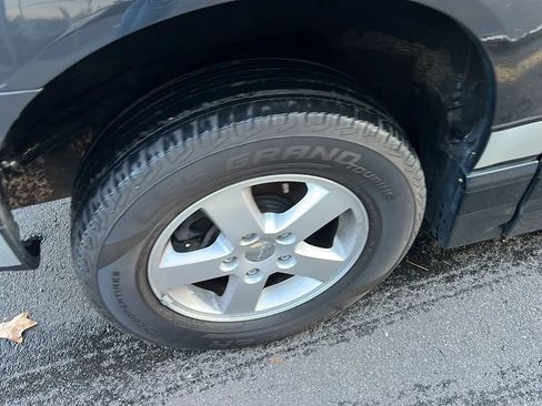 Used 2011 Dodge Grand Caravan Mainstreet w/ PWR Convenience Group image 25