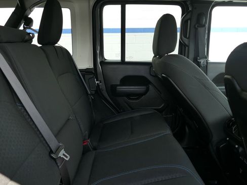 Used 2025 Jeep Wrangler Unlimited Rubicon 4xe w/ Safety Group AWD/4WD image 25