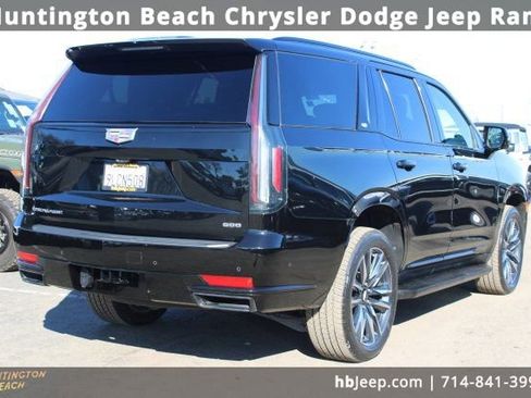 Used 2024 Cadillac Escalade Sport image 5