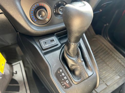 Used 2018 RAM ProMaster City Tradesman FWD image 21