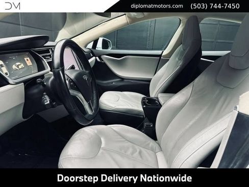 Used 2013 Tesla Model S RWD image 18
