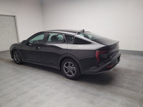 Used 2025 Kia K4 FWD image 3