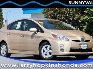 Used 2011 Toyota Prius Five image 1