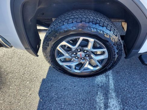 Certified 2024 GMC Sierra 1500 SLT w/ SLT Premium Plus Package image 6