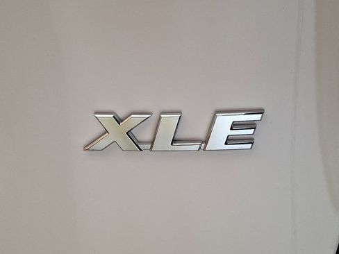 Certified 2025 Toyota RAV4 XLE w/ Convenience Package image 30