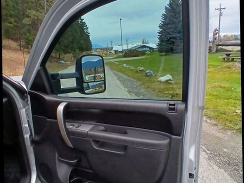 Used 2013 GMC Sierra 2500 SLE w/ SLE Preferred Package image 11