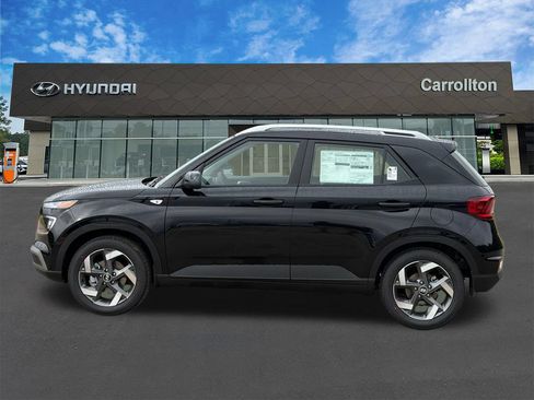 New 2026 Hyundai Venue SEL FWD image 9