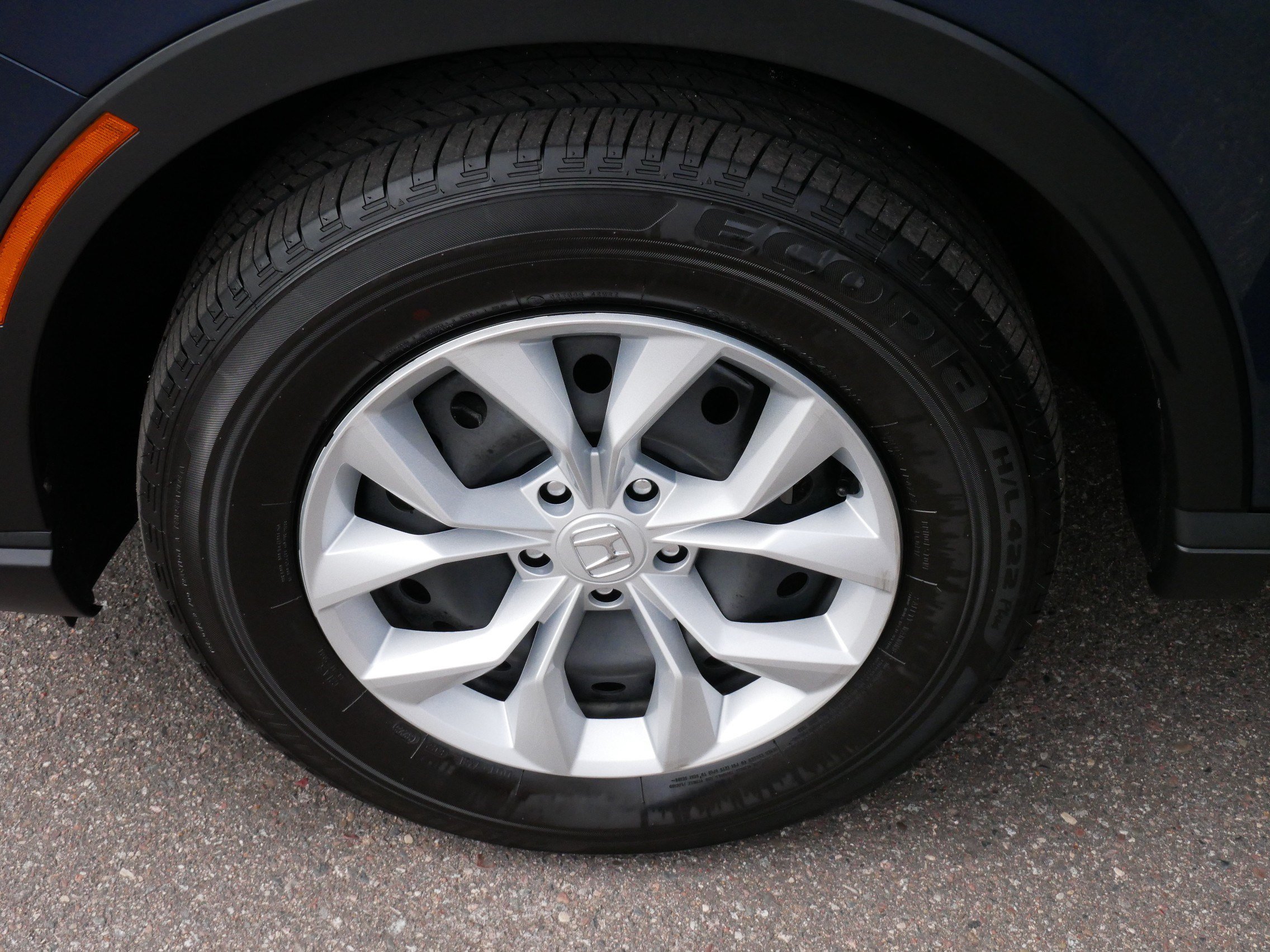 Used 2024 Honda CR-V LX image 15