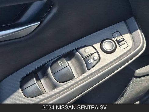 Used 2024 Nissan Sentra SV FWD image 25