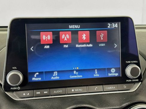Used 2024 Nissan Sentra SV FWD image 34