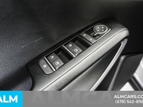 Used 2025 Kia Soul LX FWD image 44