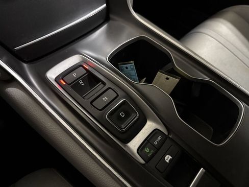 Used 2019 Honda Accord EX image 17