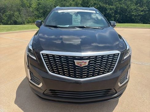 Certified 2025 Cadillac XT5 Luxury FWD image 8