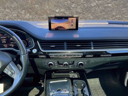 Used 2019 Audi Q7 3.0T Premium Plus image 6