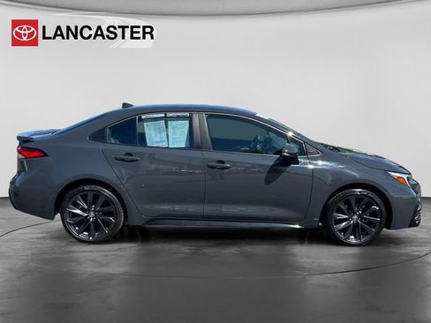 Used 2025 Toyota Corolla SE image 8