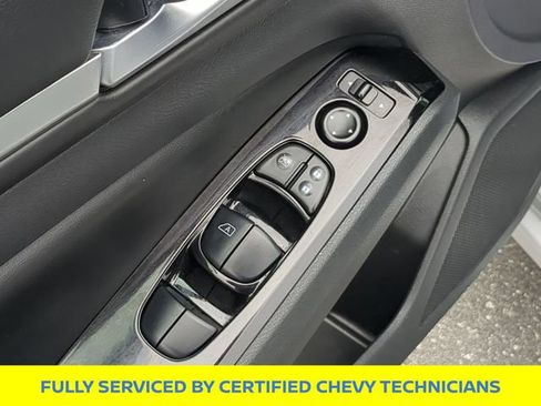 Used 2024 Nissan Altima 2.5 SR FWD image 21