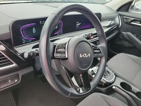 Used 2025 Kia Seltos S FWD image 18