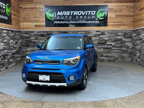 Used 2017 Kia Soul + w/ Designer's Package image 4