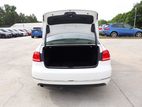 Used 2014 Volkswagen Passat TDI SE FWD image 34