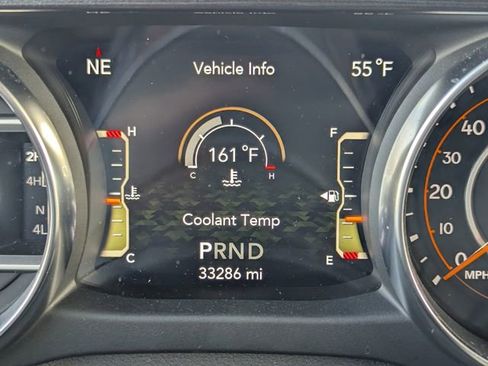 Used 2021 Jeep Wrangler Unlimited Sahara image 25